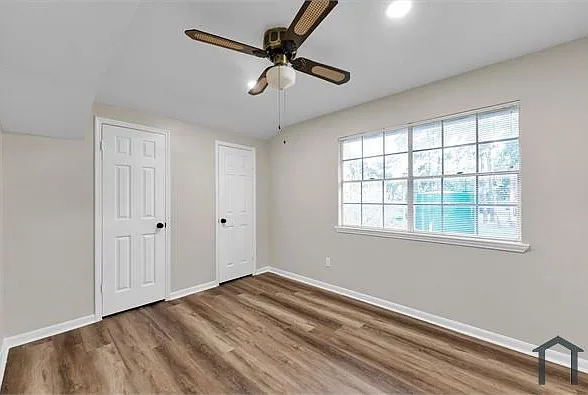 8102 Autumn Willow Dr — Photo 18