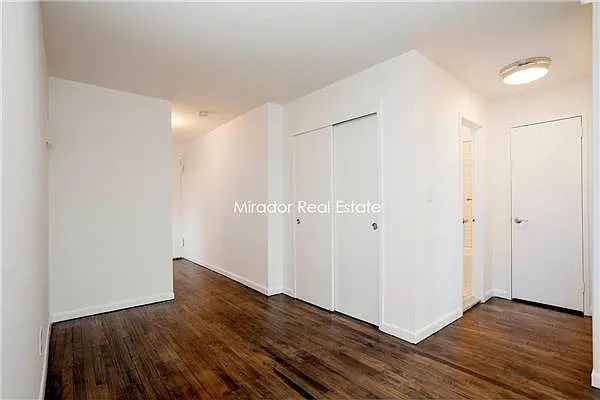 Rented by Mirador Real Estate | media 39