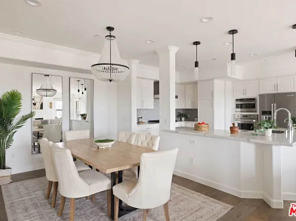 432 S Willaman Dr APT 401, Los Angeles, CA 90048