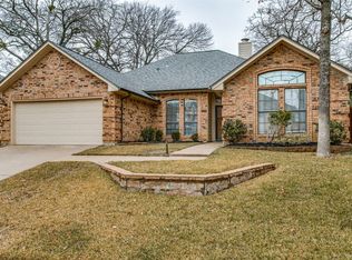 609 Sweet Gum Dr, Euless, TX 76039