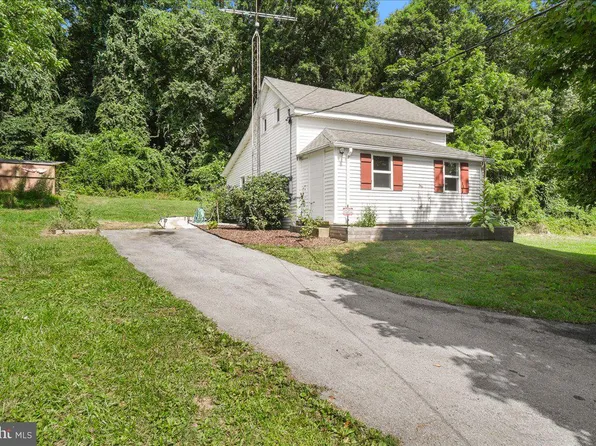 14008 Brown Rd, Smithsburg, MD 21783