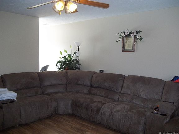 4th image of 1255 Regina Ln NW