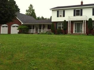 9 Boundary Line Rd, Fort Fairfield, ME 04742