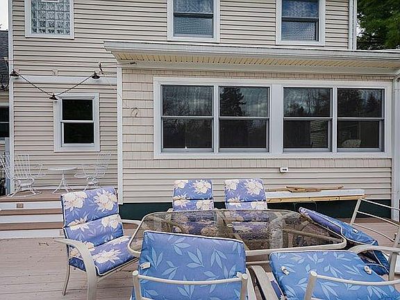 5th image of 1907 Crestland St