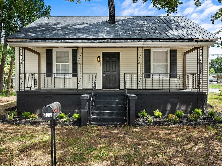 503 Hayes St — Photo 13