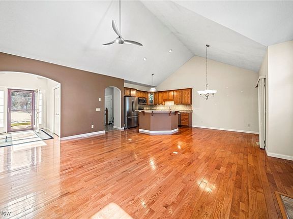 4th image of 7517 Cadle Ave #3