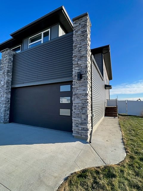 1st image of 860 Brighton Gate