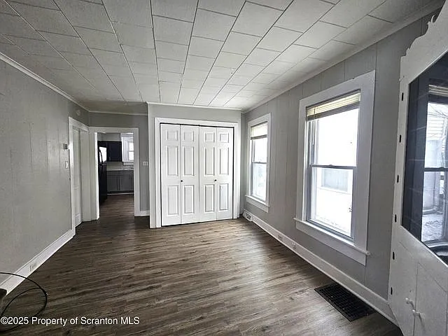 1045 Prescott Avenue - 1 — Photo 4