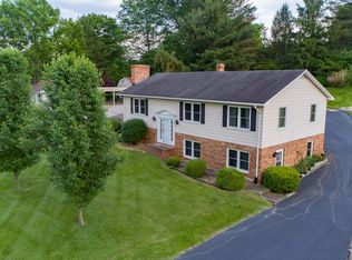 20 Link Rd, Lexington, VA 24450