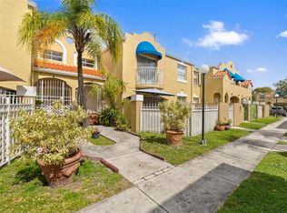 Gables I Townhomes Condo, Miami, FL 33126