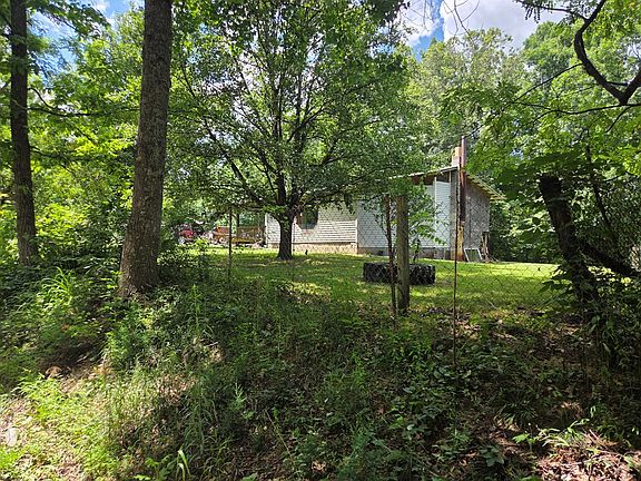 3rd image of 5263 Goddard Rd