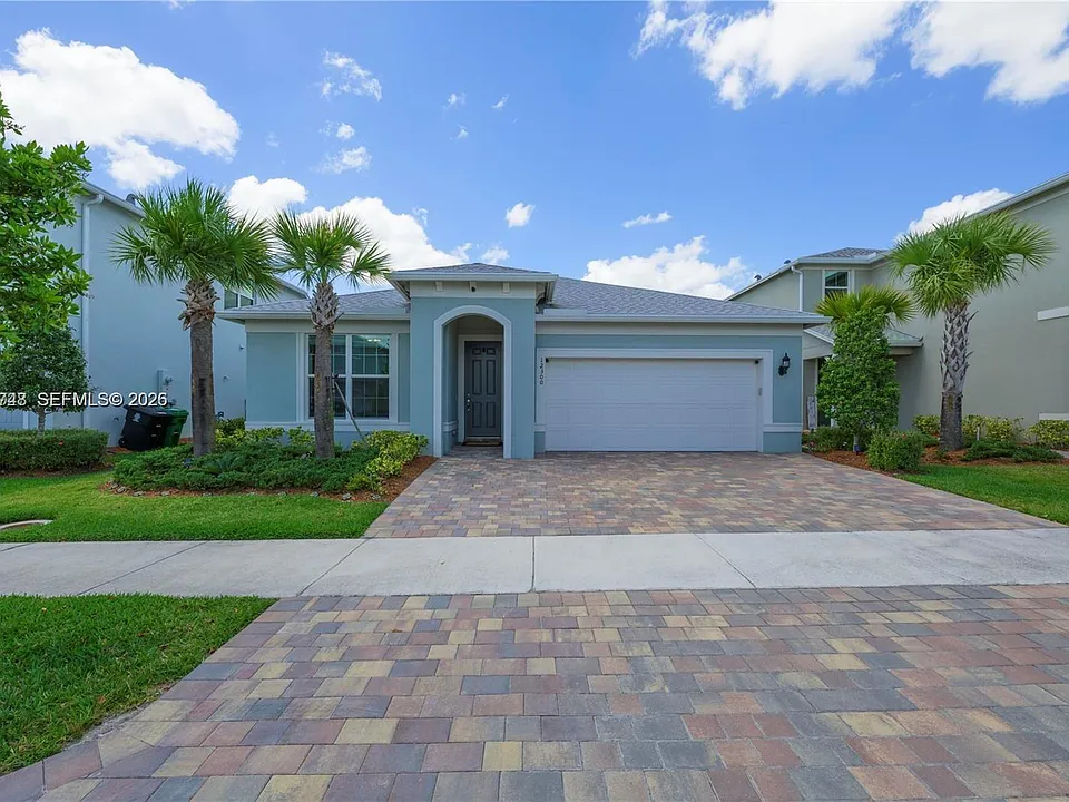 12300 SW Myrtle Oak Dr