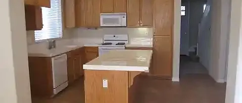 2086 Autumn Walk Dr — Photo 3