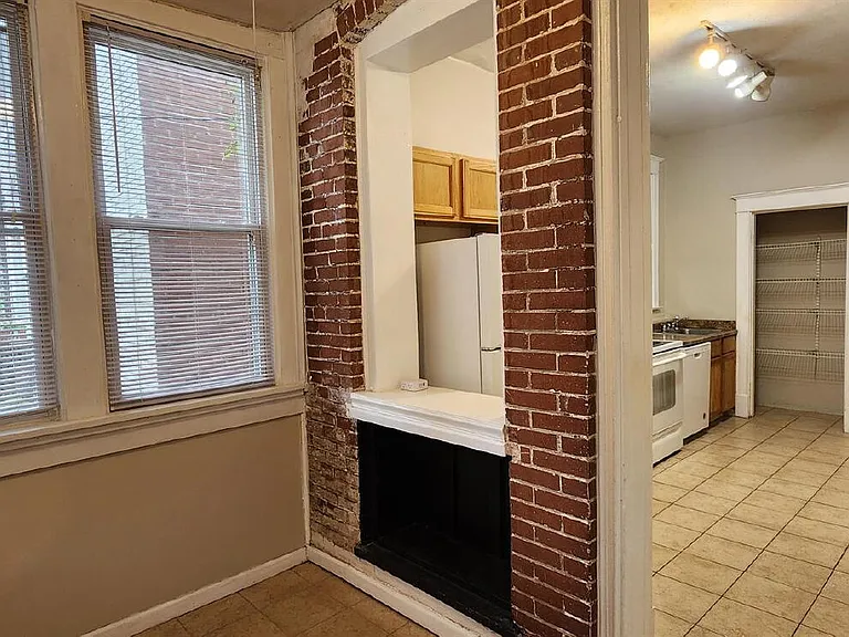 3916 Arsenal St #1E — Photo 3