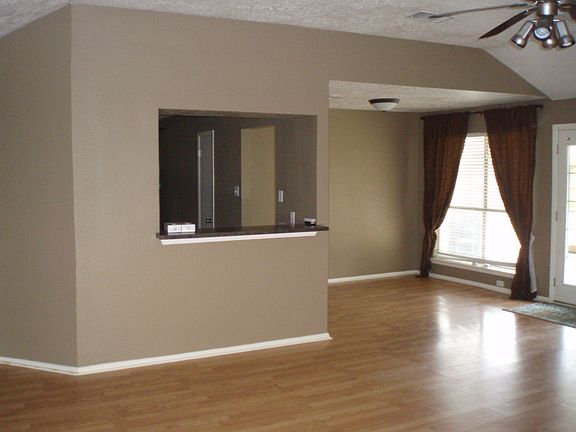 4th image of 16738 Selder Drive