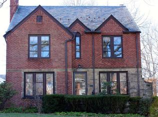 2392 Lalemant Rd, University Heights, OH 44118