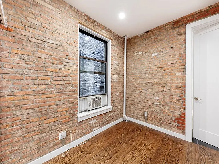 119 Christopher St #3 — Photo 5