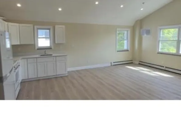 3133 Tiemann Ave, Bronx, NY 10469