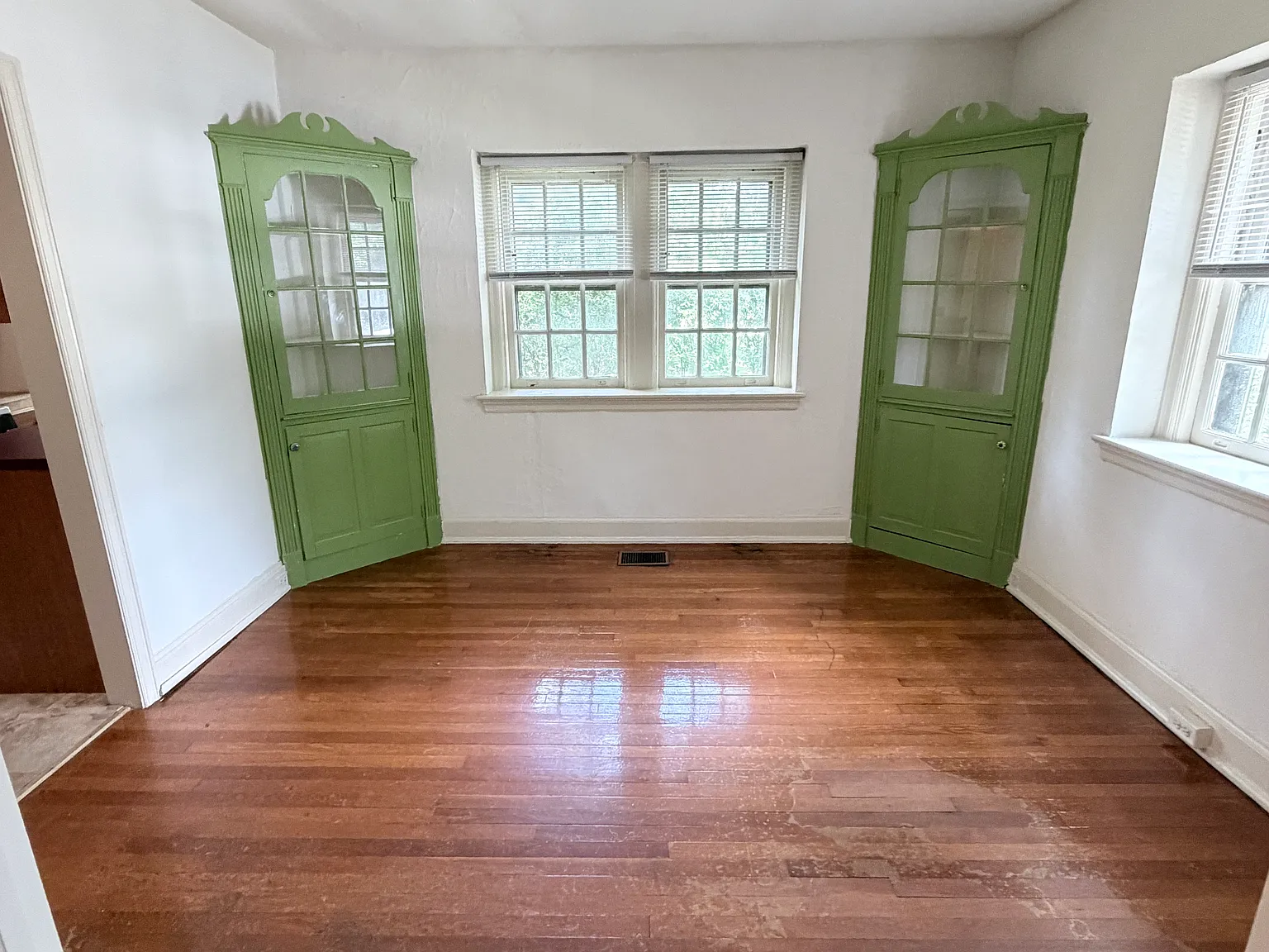 Argyle Court — Photo 4