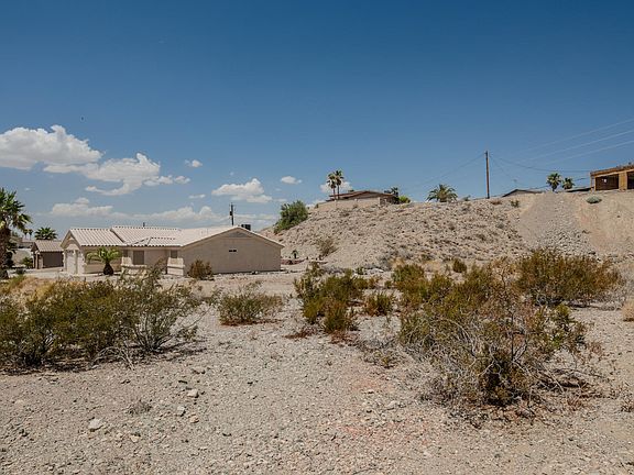 3rd image of 3125 Maverick Dr Lot 38