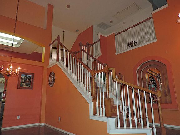3rd image of 13934 Oleoke Ln