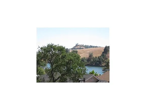 477 Bret Harte Dr photo 1