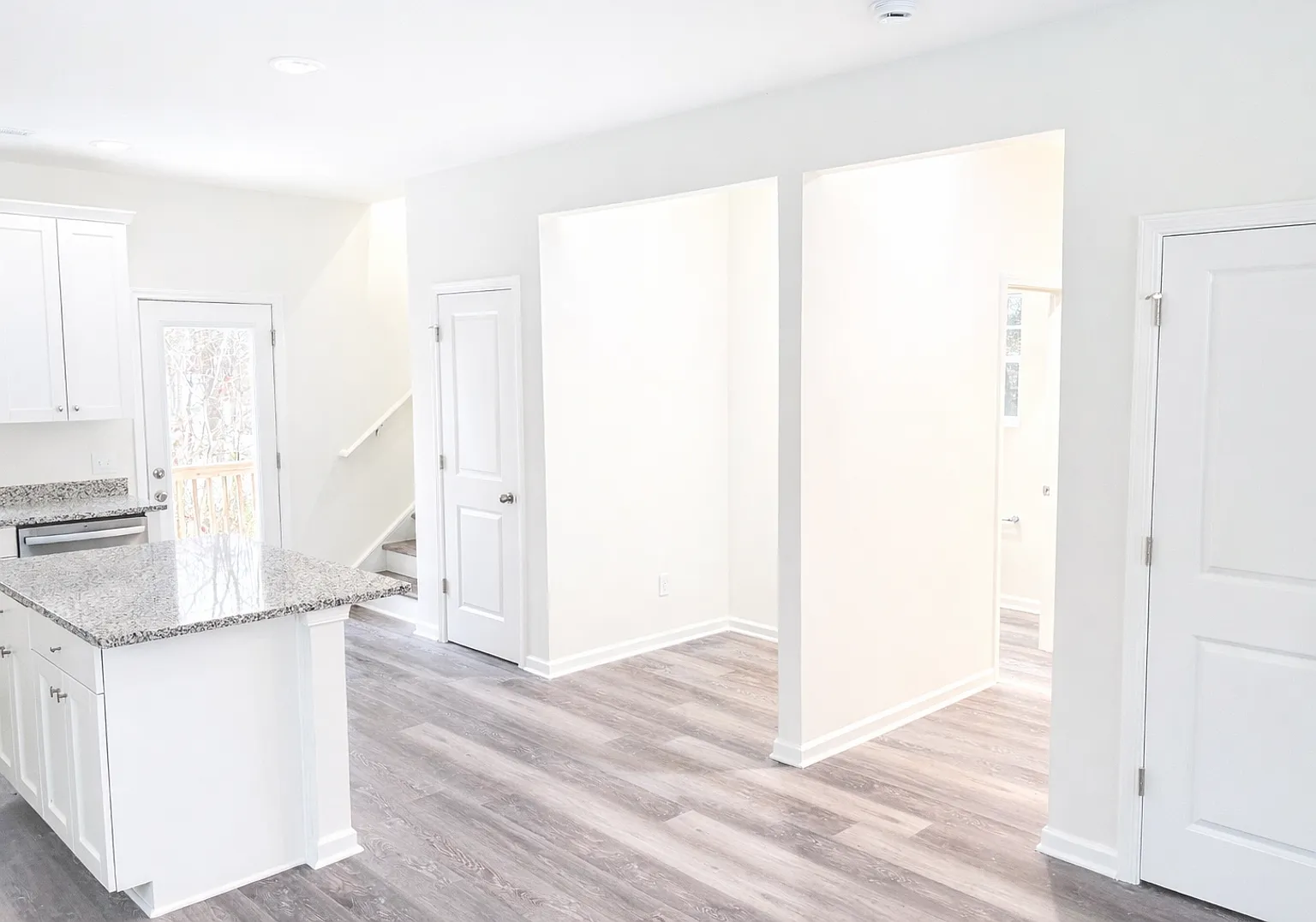 3BR w/ 1-Car Garage near Downtown Salisbury — Photo 4