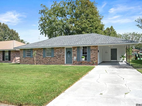 2nd image of 332 Gladiolus St