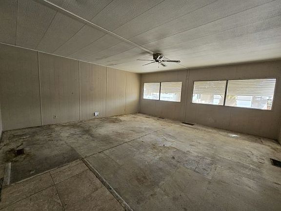 3rd image of 2038 Palm St Space 61