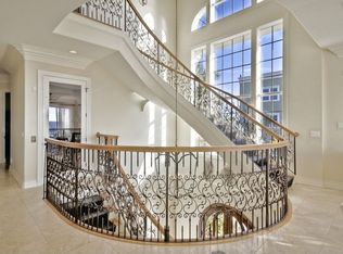 200 Beach Trl, Indian Rocks Beach, FL 33785