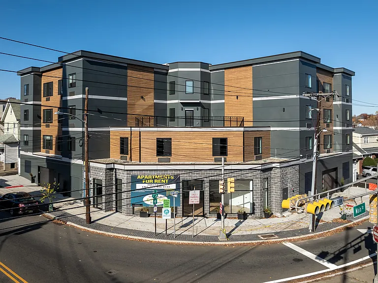 187 Main Street — Photo 14