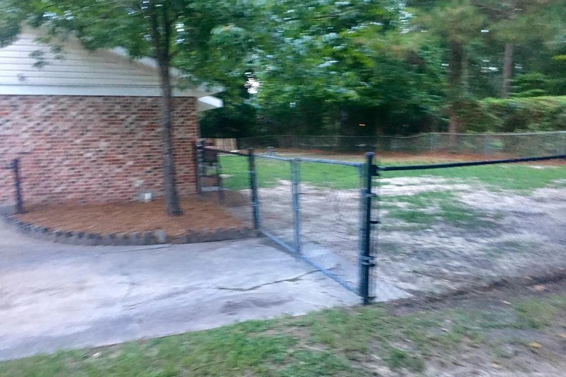 1306 Palmetto Dr — Photo 3