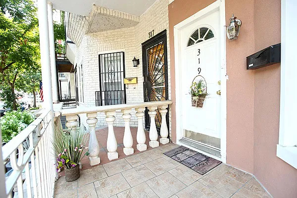 Rented by Keller Williams NYC | media 43