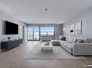 2 Claridge Dr APT 7KE, Verona, NJ