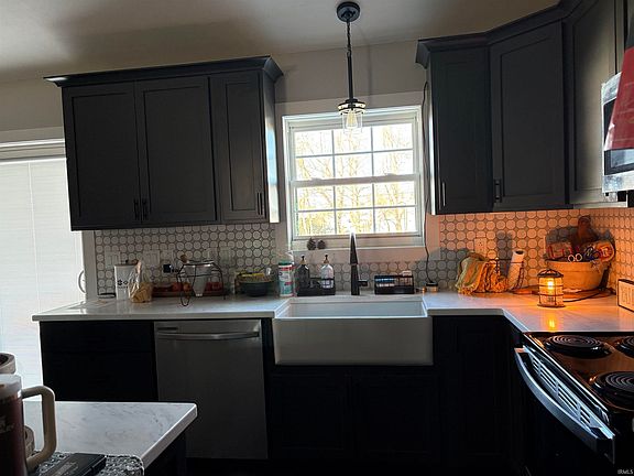 4th image of 410 H St NW