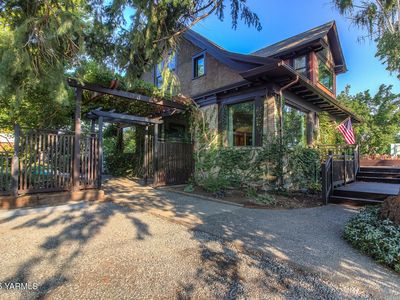 108 N 32nd Ave, Yakima, WA, 98902
