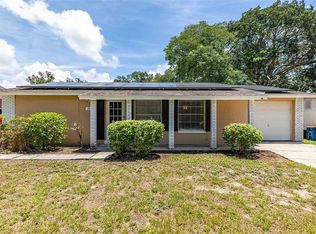 1041 Jadewood Ave, Clearwater, FL 33759