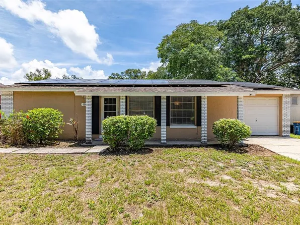 1041 Jadewood Ave, Clearwater, FL 33759