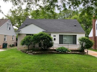 23100 Church St, Oak Park, MI 48237