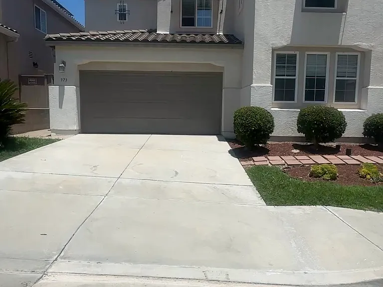 973 Yosemite Dr — Photo 8