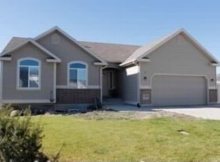 6588 S Cedar Creek Cir, Salt Lake City, UT 84118