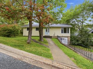 49 Tremont Dr, Halifax, NS B3M 1X8