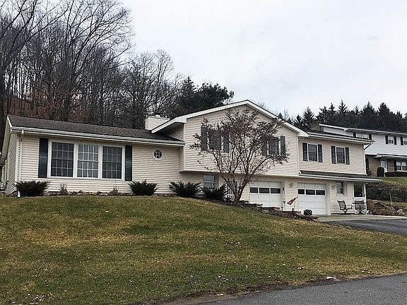 5th image of 5 Barnes Dr