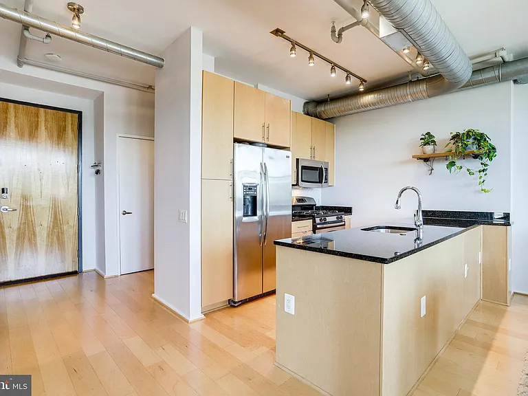 3800 Langston Blvd #202 — Photo 3