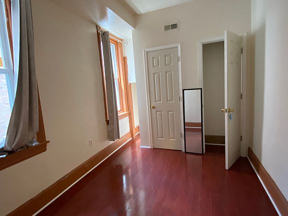 4th image of 5323 Catharine St Floor 2