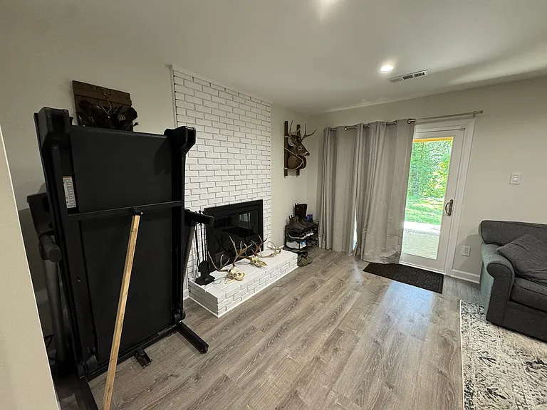 7955 Hidden Bridge Dr — Photo 35