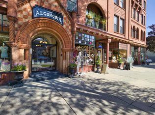 510 Saratoga Rd #2E, Gansevoort, NY 12831