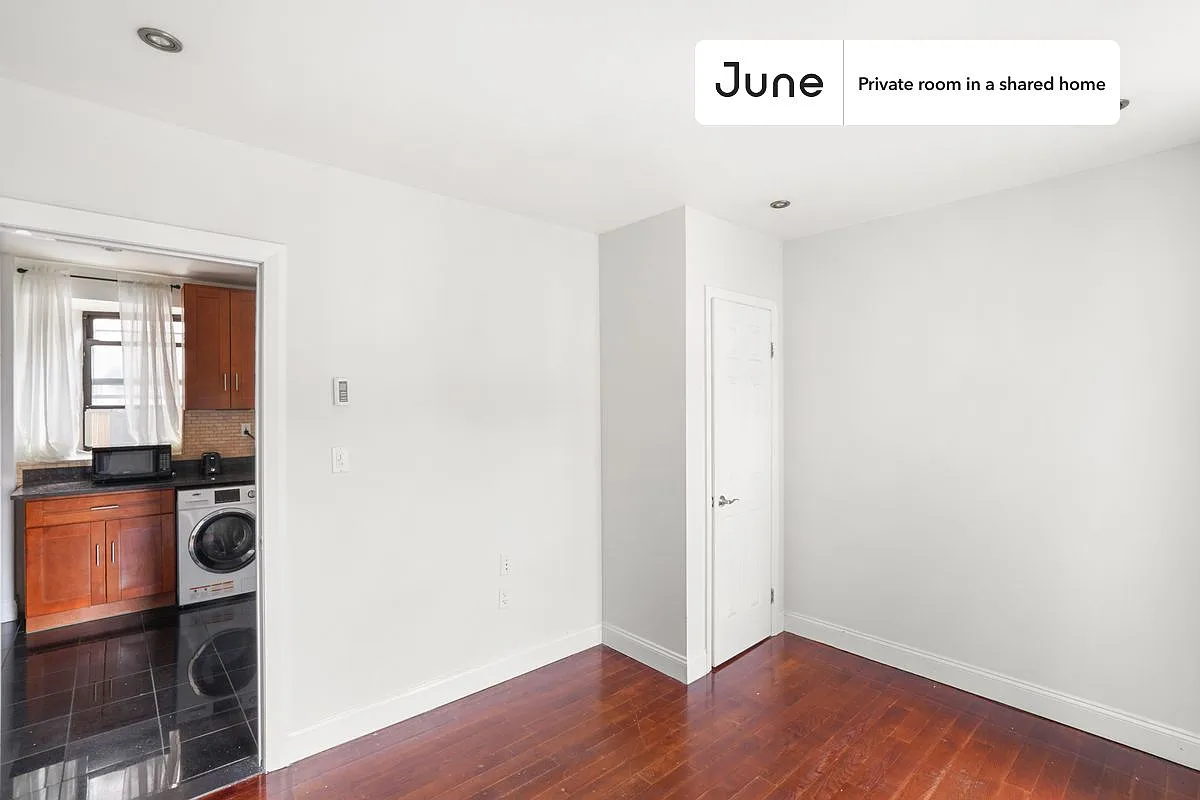 Full bedroom in 3 bed/2 bath home in Upper West Side #786 C — Photo 3