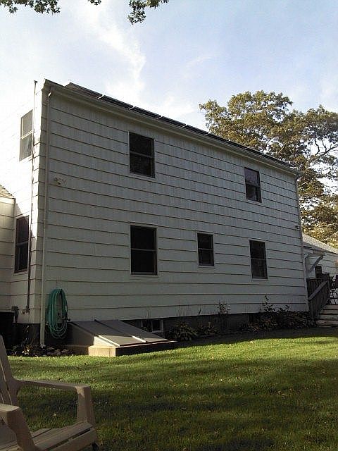 1st image of 12 Pegs Ln