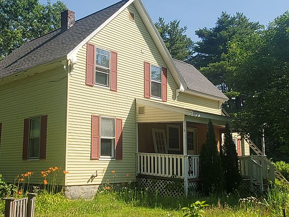 3rd image of 172 W Main St